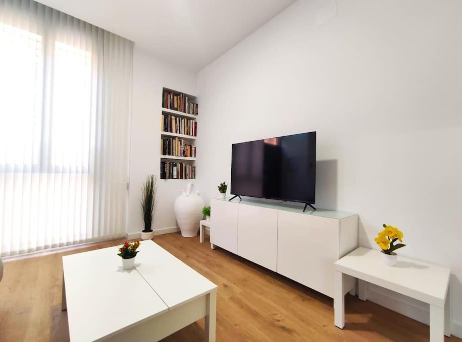 La Casa Del Artista A Apartment Seville Luaran gambar