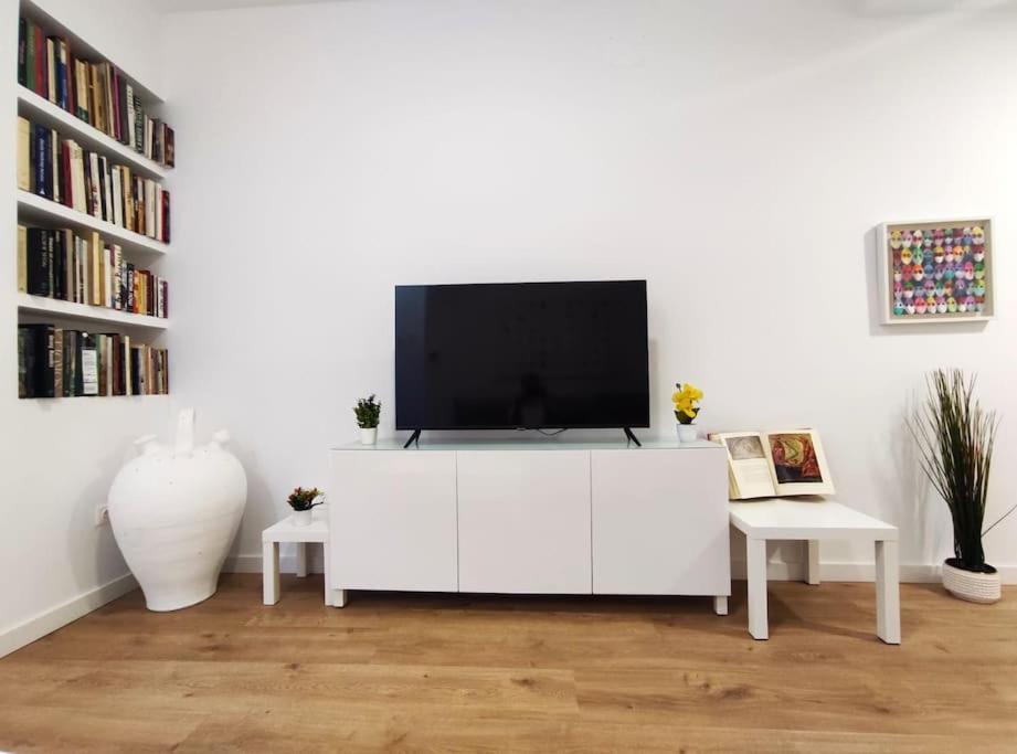 La Casa Del Artista A Apartment Seville Luaran gambar