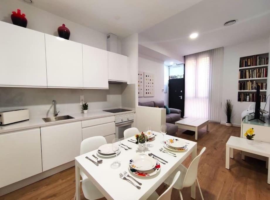 La Casa Del Artista A Apartment Seville Luaran gambar